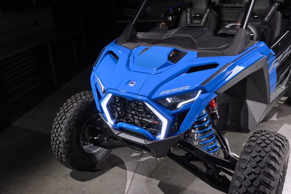 2025-123-ORV-RZR PRO R LE Studio Shoot (703-6564)0040 2
