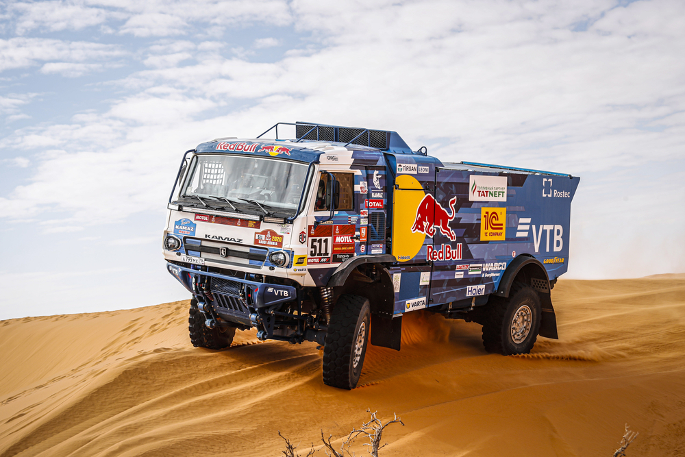 511 Karginov Andrey (rus), Mokeev Andrey (rus), Leonov Igor (rus), Kamaz, Kamaz - Master, Truck, Camion, action during Stage 6 of the Dakar 2020 between Ha'il and Riyadh, 830 km - SS 478 km, in Saudi Arabia, on January 10, 2020 - Photo Francois Flamand / DPPI