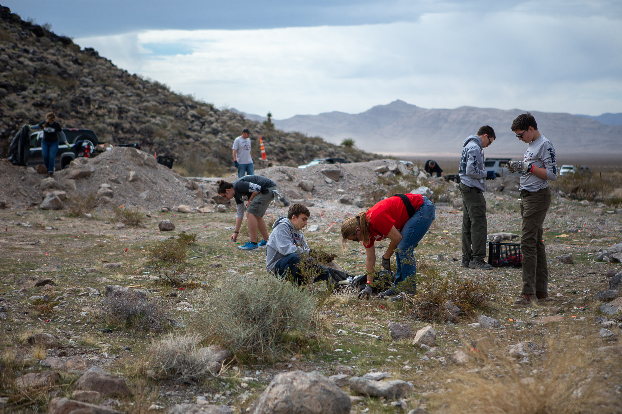 mint e araiza desert cleanup