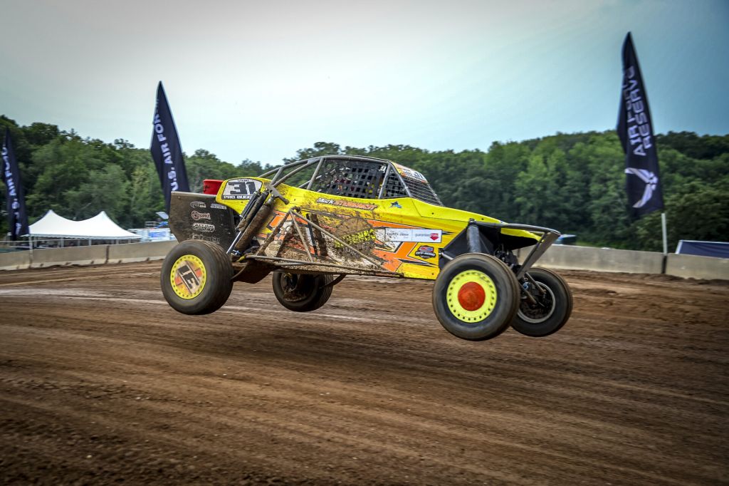 ERX ROUND PRO BUGGY MIR Michael Roth Photo