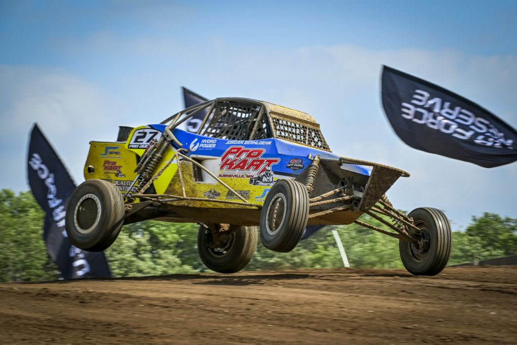 ERX ROUND PRO BUGGY MIR Michael Roth Photo